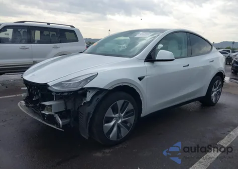 2023 Tesla Model Y Awd/Long Range Dual Motor All-Wheel Drive z USA, uszkodzony, nr VIN 7SAYGDEE9PA145270